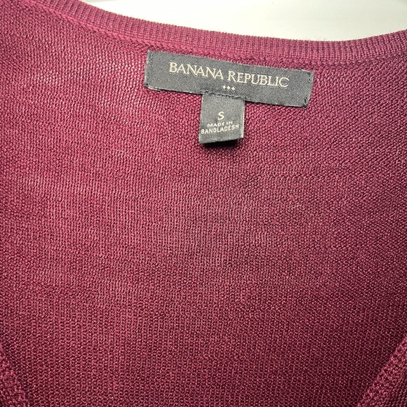 Banana republic size small sweater - Picture 3 of 4